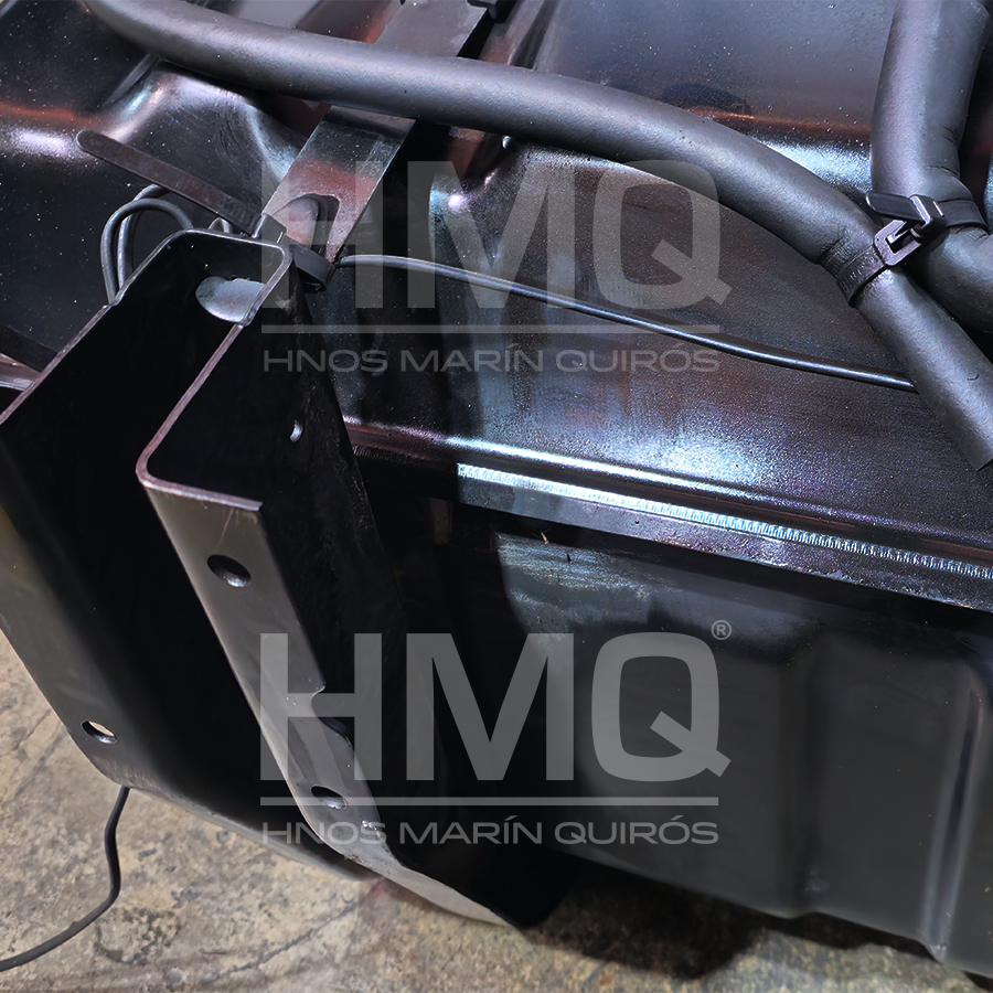 Tanque de Combustible 100 Litros BES Tokyo Radiator - Image 2