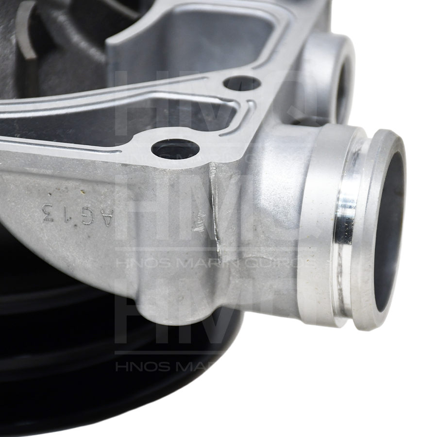 Bomba de agua ISUZU 6HE1-NA/6HH1-NA - Image 10